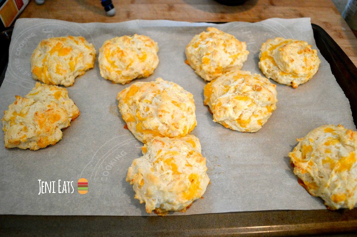 Red Lobster Cheddar Bay Biscuit Boxed